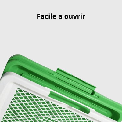 https://cdn.shopify.com/s/files/1/0763/9767/4819/files/Bac_litiere_pour_chien_facile_a_nettoyer.png?v=1749139538