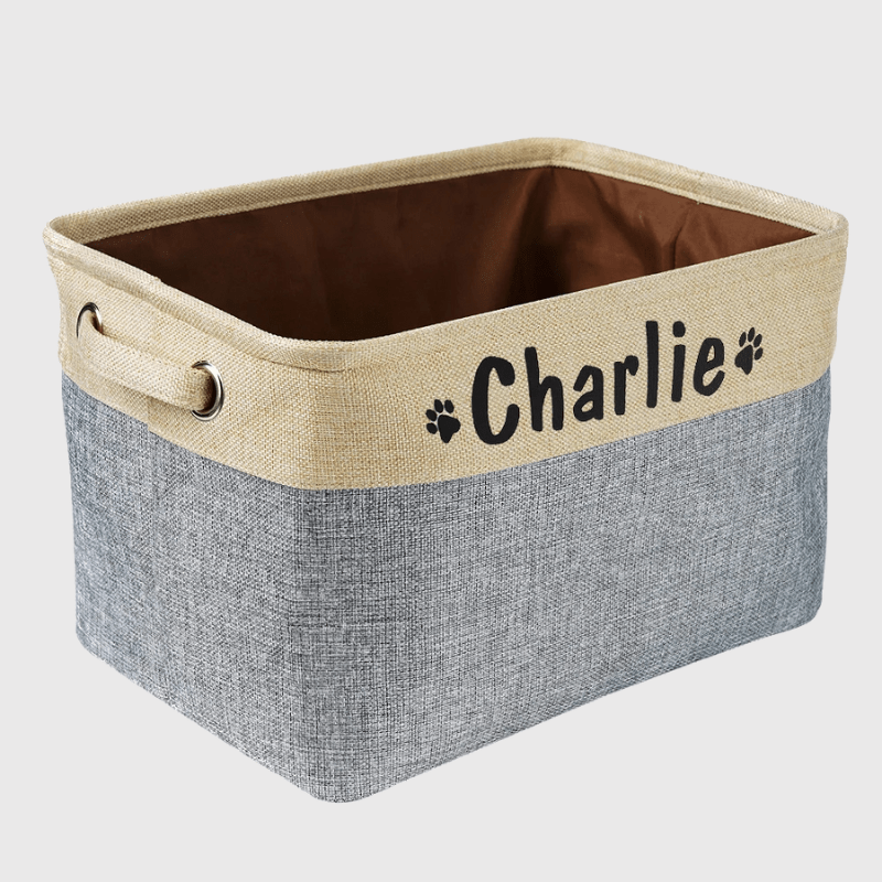 https://cdn.shopify.com/s/files/1/0763/9767/4819/files/Boite_rangement_jouet_chien_corgi.png?v=1749138681