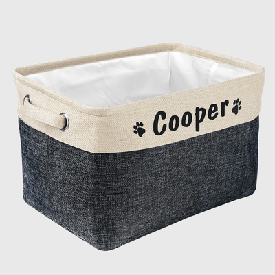 https://cdn.shopify.com/s/files/1/0763/9767/4819/files/Boite_rangement_jouet_chien_noir.png?v=1749138658