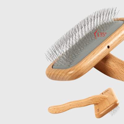 https://cdn.shopify.com/s/files/1/0763/9767/4819/files/Brosse_Pour_Chien_Professionnelle_zoom.png?v=1727099847