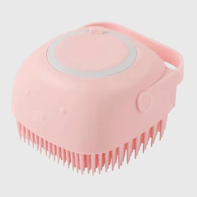 https://cdn.shopify.com/s/files/1/0763/9767/4819/files/Brosse_de_bain_pour_chien_carre_rose.png?v=1746199318
