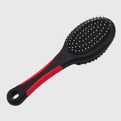 https://cdn.shopify.com/s/files/1/0763/9767/4819/files/Brosse_double-face_pour_chien.png?v=1700072435