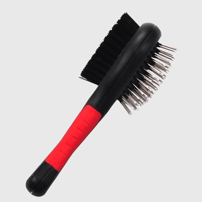 https://cdn.shopify.com/s/files/1/0763/9767/4819/files/Brosse_double-face_pour_chien_spitz.png?v=1700072420