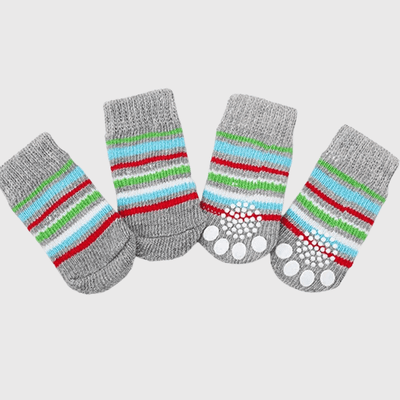 https://cdn.shopify.com/s/files/1/0763/9767/4819/files/Chaussette_grise_avec_traits_pour_chien.png?v=1697814382