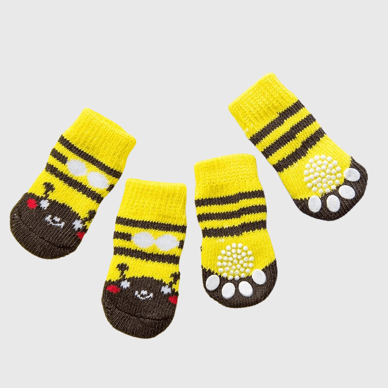 https://cdn.shopify.com/s/files/1/0763/9767/4819/files/Chaussette_pansement_chien_blesse.png?v=1756916977