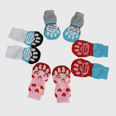 https://cdn.shopify.com/s/files/1/0763/9767/4819/files/Chaussette_pour_chien_anti_bruit_modele_carre.png?v=1756916332