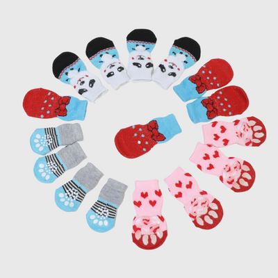 https://cdn.shopify.com/s/files/1/0763/9767/4819/files/Chaussette_pour_chien_anti_bruit_modele_rond.png?v=1756916332