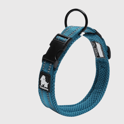 https://cdn.shopify.com/s/files/1/0763/9767/4819/files/Collier_True_Love_en_Nylon_bleu_clair.png?v=1701357659