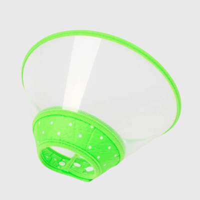 https://cdn.shopify.com/s/files/1/0763/9767/4819/files/Collier_chien_lune_plastique_vert.png?v=1699970219