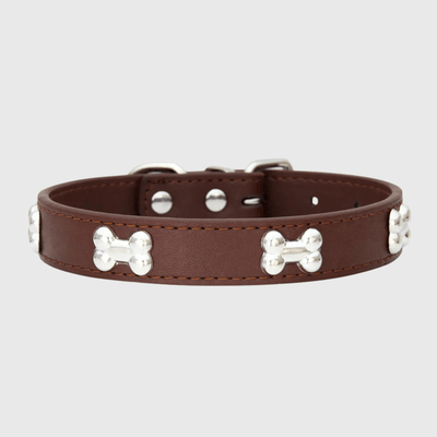 https://cdn.shopify.com/s/files/1/0763/9767/4819/files/Collier_en_cuir_pour_chien_motif_os_marorn.png?v=1747918016