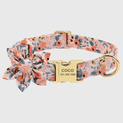 https://cdn.shopify.com/s/files/1/0763/9767/4819/files/Collier_personnalise_pour_Chien_avec_Fleur_orange.png?v=1745314693
