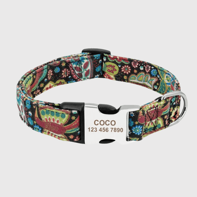 https://cdn.shopify.com/s/files/1/0763/9767/4819/files/Collier_personnalise_prenom_et_telephone_pour_chien_style_21.png?v=1745332904