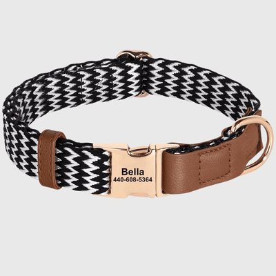 https://cdn.shopify.com/s/files/1/0763/9767/4819/files/Collier_vaguelette_personnalisable_pour_chien_marorn.png?v=1745331677