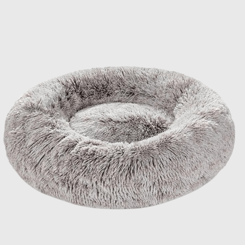 https://cdn.shopify.com/s/files/1/0763/9767/4819/files/Coussin_pour_grand_chien_sur_canape.png?v=1748433871