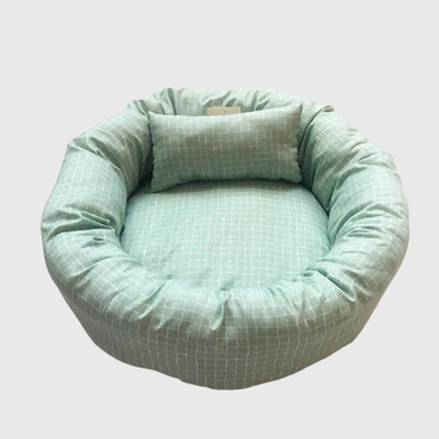 https://cdn.shopify.com/s/files/1/0763/9767/4819/files/Coussin_rond_pour_chien_vert.png?v=1747661960