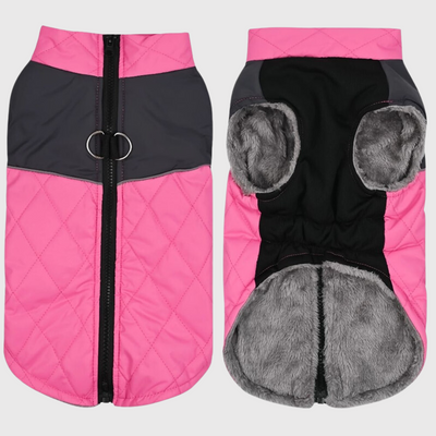 https://cdn.shopify.com/s/files/1/0763/9767/4819/files/Couverture_polaire_manteau_pour_chien_avec_harnais_rose.png?v=1753205960