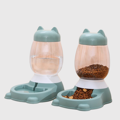 https://cdn.shopify.com/s/files/1/0763/9767/4819/files/Distributeur_de_croquettes_et_d_eau_pour_chien_ensemble_bleu.png?v=1691598984