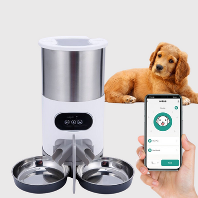 https://cdn.shopify.com/s/files/1/0763/9767/4819/files/Distributeur_de_croquettes_pour_chien_programmable_double_bol_application_mobile.png?v=1691154248