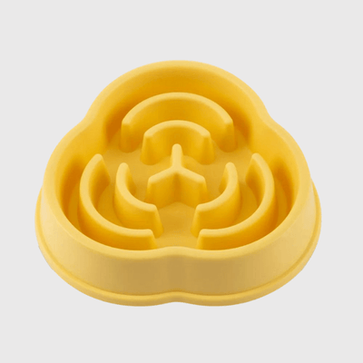 https://cdn.shopify.com/s/files/1/0763/9767/4819/files/Gamelle_anti_glouton_pour_gros_chien_jaune.png?v=1744211388