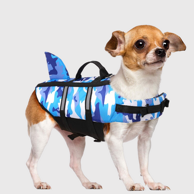 https://cdn.shopify.com/s/files/1/0763/9767/4819/files/Gilet_de_nage_pour_chien_bleu_modele_requin.png?v=1753792119