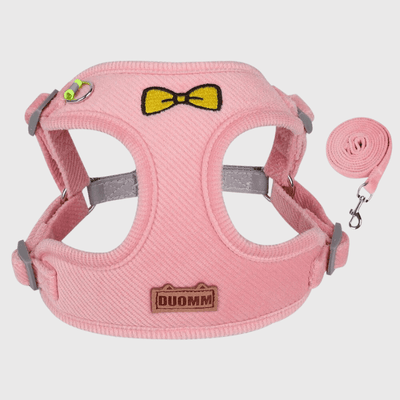 https://cdn.shopify.com/s/files/1/0763/9767/4819/files/Harnais_chien_randonnee_rose.png?v=1727968658