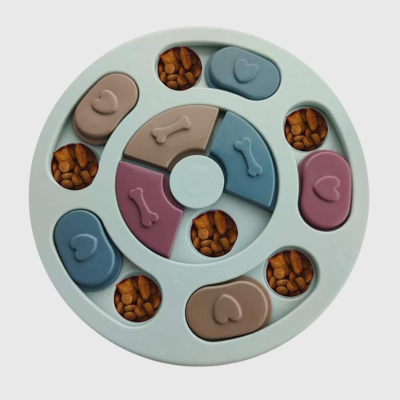 https://cdn.shopify.com/s/files/1/0763/9767/4819/files/Jeu_de_r_flexion_pour_chien_dans_la_cuisine.png?v=1744820720