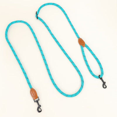 https://cdn.shopify.com/s/files/1/0923/9910/8483/files/Laisse_Mains_Libre_Pour_Chien_Laisse_Lasso.jpg?v=1750161470