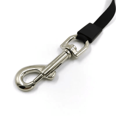 https://cdn.shopify.com/s/files/1/0763/9767/4819/files/Laisse_enrouleur_bleu_pour_chien_accroche.png?v=1698774795