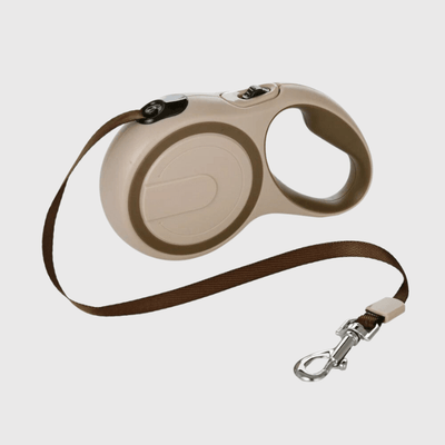 https://cdn.shopify.com/s/files/1/0763/9767/4819/files/Laisse_enrouleur_pour_chien_zoom.png?v=1749046245