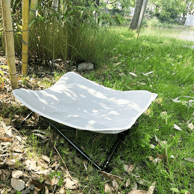 https://cdn.shopify.com/s/files/1/0763/9767/4819/files/Lit_de_camp_relax_pour_chien_exterieur.png?v=1747660002