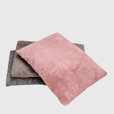 https://cdn.shopify.com/s/files/1/0763/9767/4819/files/Lit_original_pour_chien_chiots.png?v=1744812954