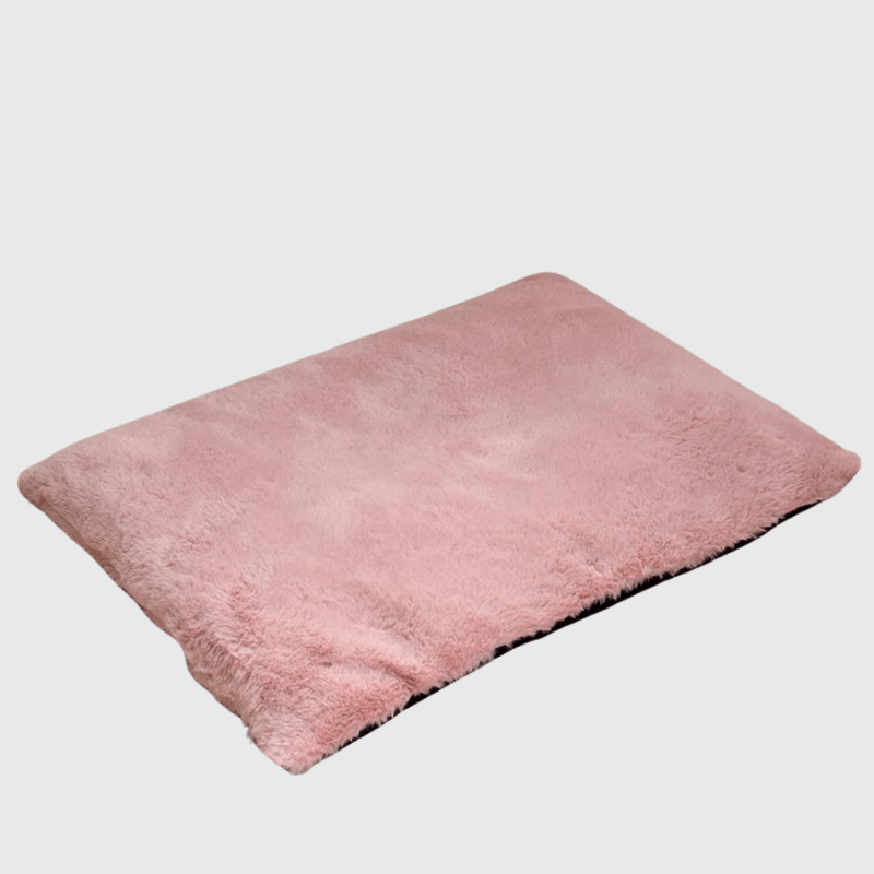 https://cdn.shopify.com/s/files/1/0763/9767/4819/files/Lit_original_pour_chien_rose_labrador_qui_dort_dessus_dans_un_salon.png?v=1744812954