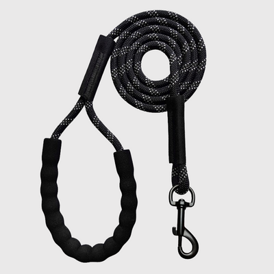 https://cdn.shopify.com/s/files/1/0763/9767/4819/files/Longe_en_corde_pour_chien_noir.png?v=1691595590