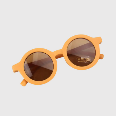 https://cdn.shopify.com/s/files/1/0763/9767/4819/files/Lunette_soleil_pour_chien_jaunebis.png?v=1773337647