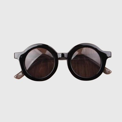 https://cdn.shopify.com/s/files/1/0763/9767/4819/files/Lunette_soleil_pour_chien_noir.png?v=1773337647