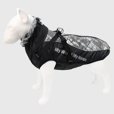 https://cdn.shopify.com/s/files/1/0763/9767/4819/files/Manteau_impermeable_pour_chien_avec_harnais_integre_logo_gris.png?v=1764692405