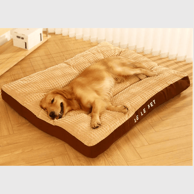 https://cdn.shopify.com/s/files/1/0763/9767/4819/files/Matelas-pour-chien-xxl-2025.png?v=1743004768