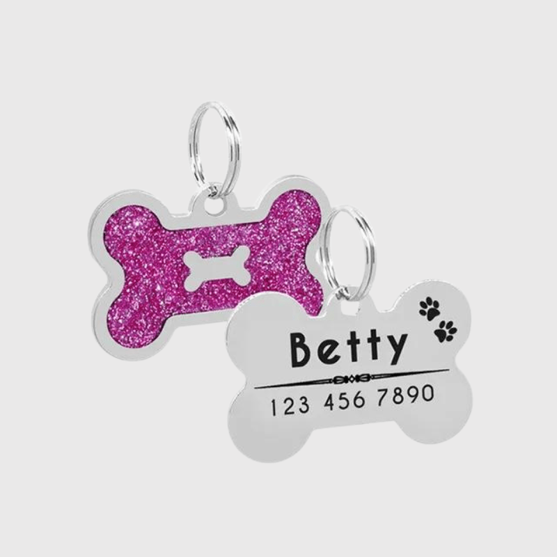 https://cdn.shopify.com/s/files/1/0763/9767/4819/files/Medaille_chien_solide_caniche.png?v=1751382903