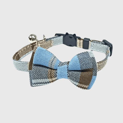 https://cdn.shopify.com/s/files/1/0763/9767/4819/files/Noeud_Papillon_Chien_bleu_gris.png?v=1745425329