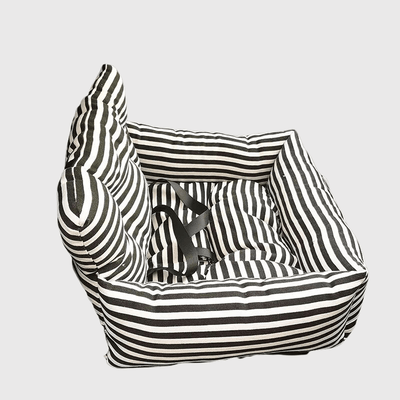 https://cdn.shopify.com/s/files/1/0763/9767/4819/files/Panier_canape_pour_chien_noir_blanc.png?v=1748004879