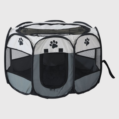 https://cdn.shopify.com/s/files/1/0763/9767/4819/files/Parc_enclos_pliable_en_tissu_pour_chien_gris_et_blanc.png?v=1755856377