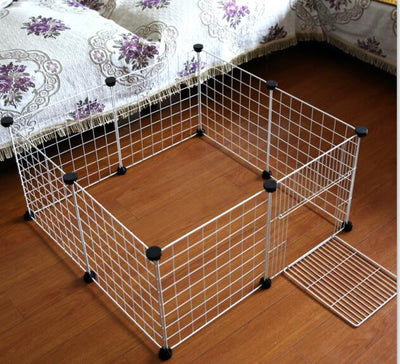 https://cdn.shopify.com/s/files/1/0763/9767/4819/files/Parc_exterieur_en_metal_pliable_pour_petit_chien_blanc.jpg?v=1755856713