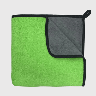 https://cdn.shopify.com/s/files/1/0763/9767/4819/files/Peignoir_microfibre_chien_vert.png?v=1756310192