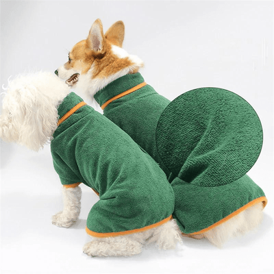 https://cdn.shopify.com/s/files/1/0763/9767/4819/files/Peignoir_pour_grand_chien_polyester.png?v=1756311020