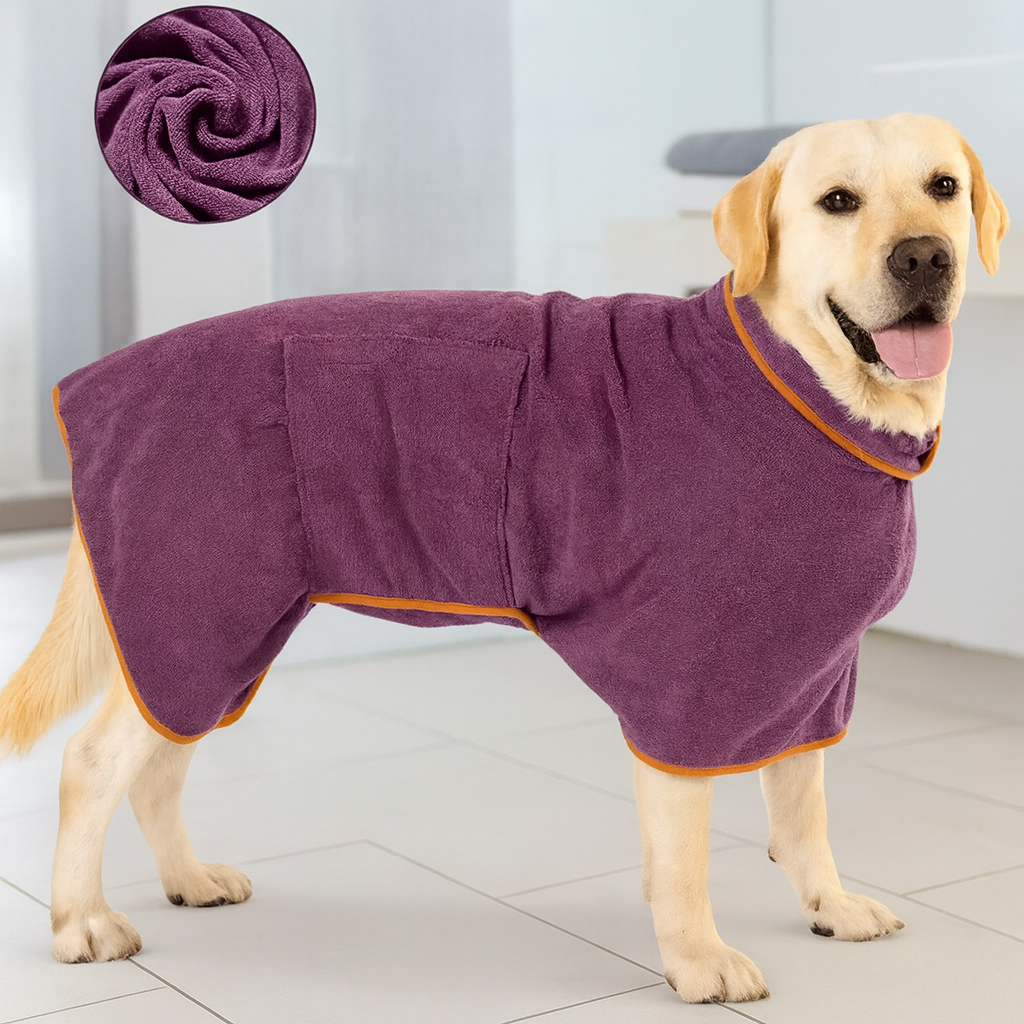 https://cdn.shopify.com/s/files/1/0763/9767/4819/files/Peignoir_sorti_de_bain_pour_chien_violet_labrador.png?v=1756309552