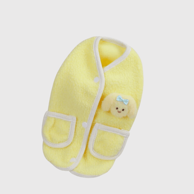 https://cdn.shopify.com/s/files/1/0763/9767/4819/files/Pull_polaire_pour_chien_en_laine_jaune.png?v=1756913955