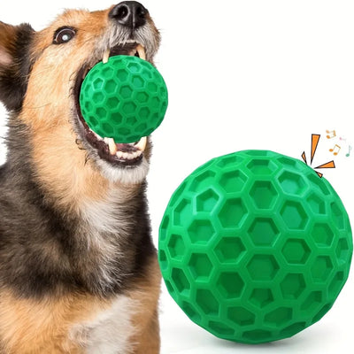 Jouet Indestructible Balle Couineuse Alvéolée à Mâcher 5,5 cm