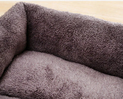 Panier Rectangulaire Noir Doux Antidérapant pour Chien