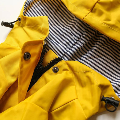 Manteau Imperméable Jaune Capuche Bouledogue Français Carlin