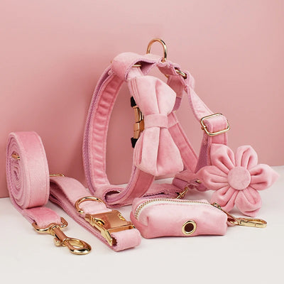 Collier et Laisse Velours Rose Harnais Assorti Chien